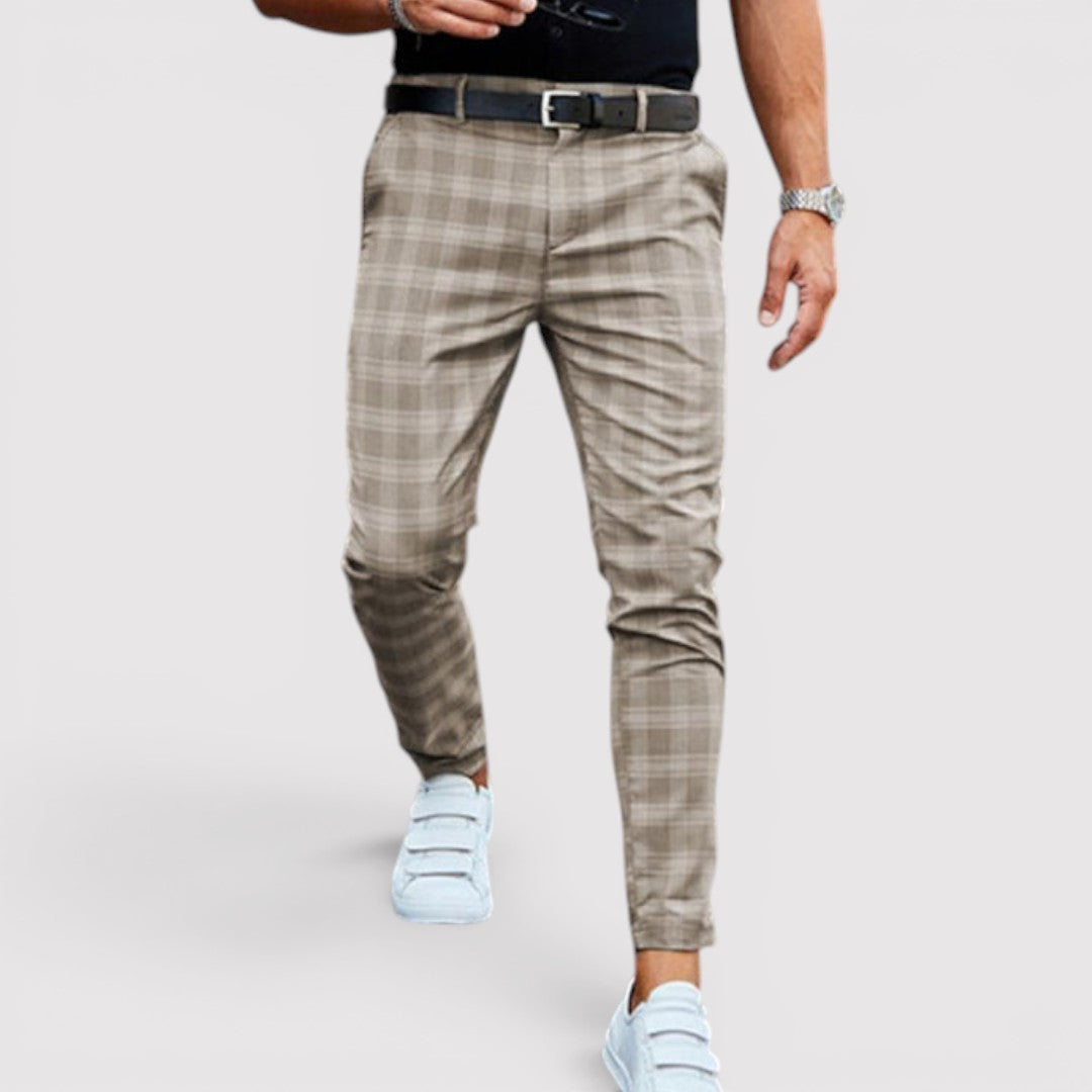 Markus Berlin Herren karierte Tapered-Hose mit schmaler Silhouette, Vorderansicht