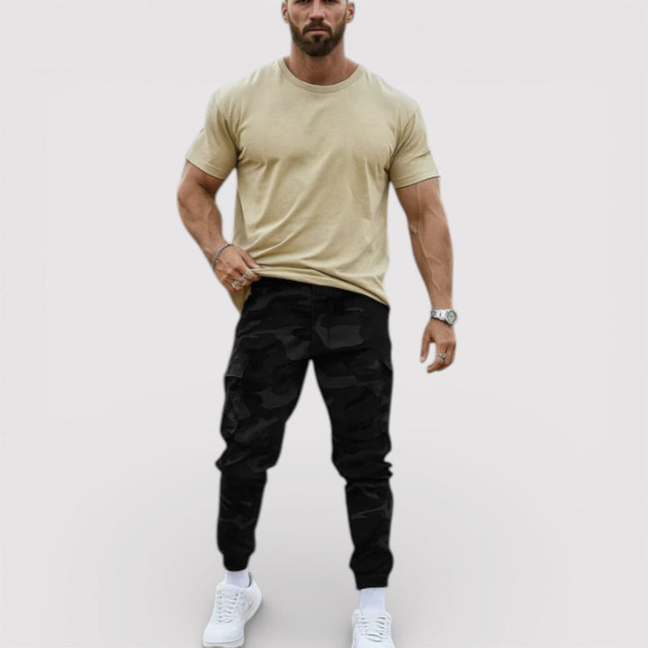 Markus Berlin Herren Cargohose mit Camouflage-Muster, Vorderansicht