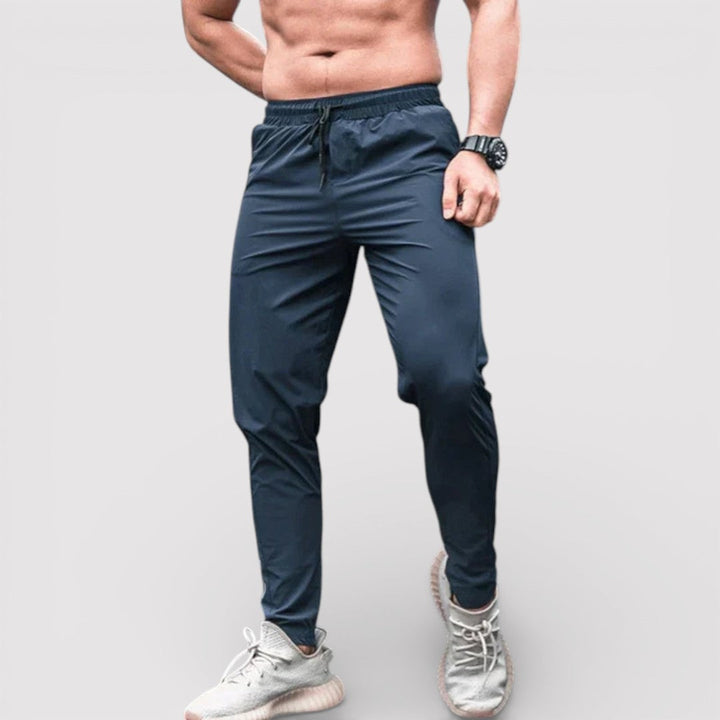 Markus Berlin Herren Sweatpants, Vorderansicht
